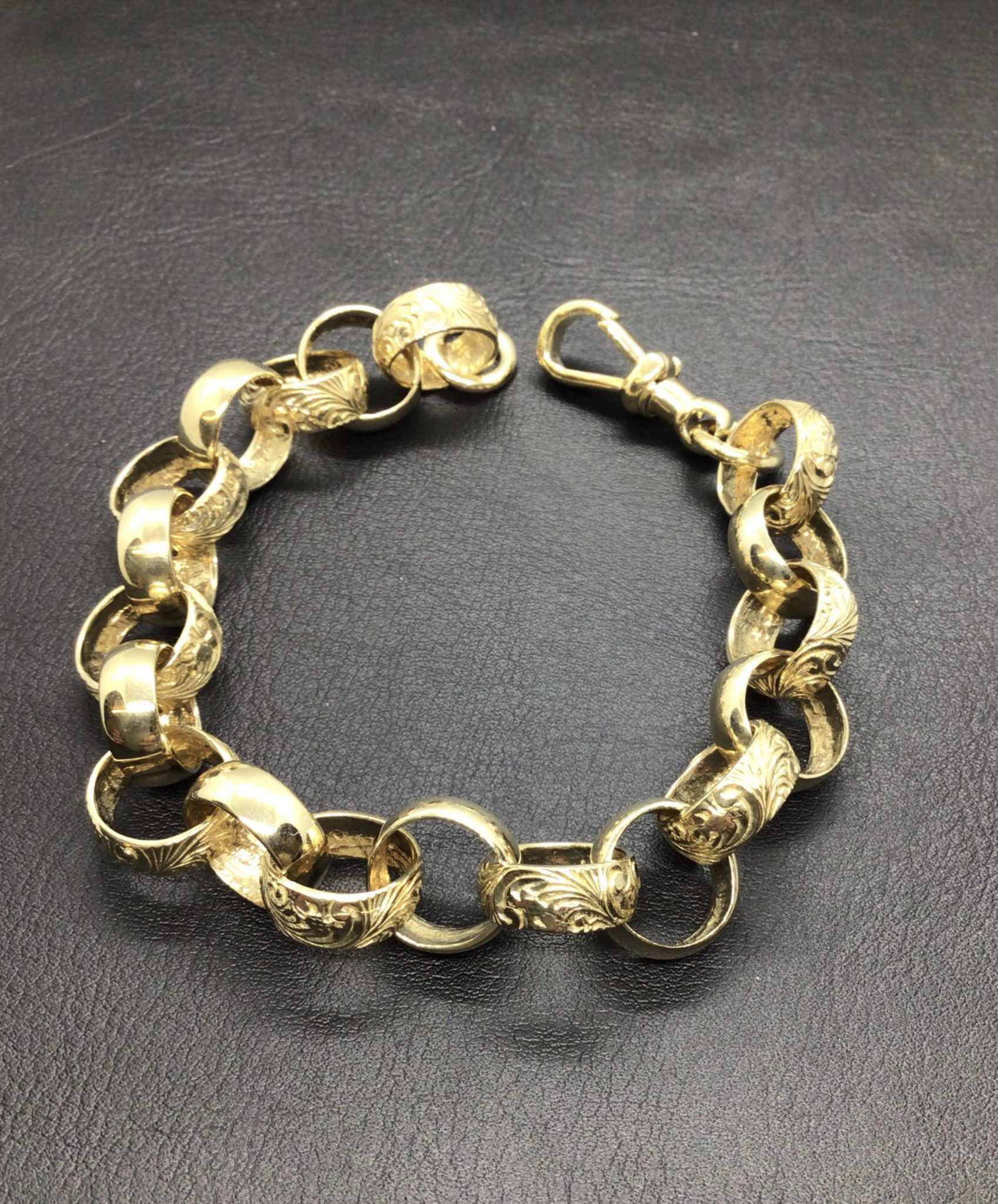 9ct Patterned Link Belcher Bracelet BeTew